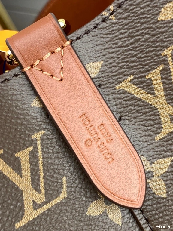 NÉONOÉ LOUIS VUITTON 0506